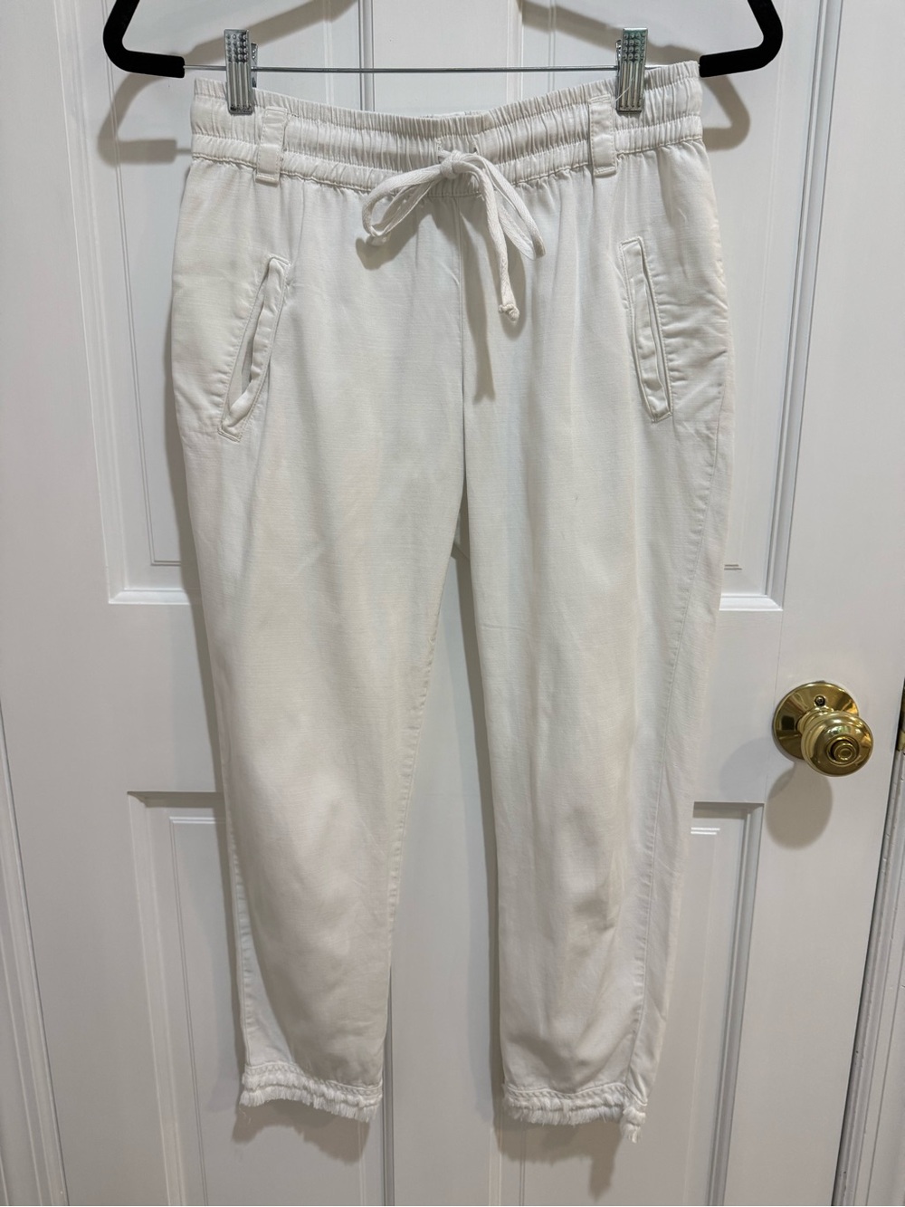 Women’s White Drawstring Jogger